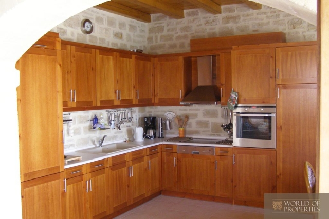web_12 kitchen.jpg